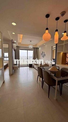 Cần cho thuê gấp căn hộ Central Garden. DT: 87m2, 2pn, 2wc. Giá 16tr/t