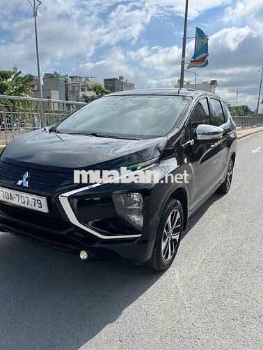 Mitsubishi Xpander 7 chỗ số sàn màu Đen