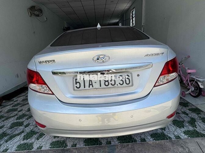 Hyundai Accent 2011 Bạc