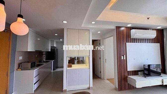 Cần cho thuê gấp căn hộ Central Garden. DT: 87m2, 2pn, 2wc. Giá 16tr/t