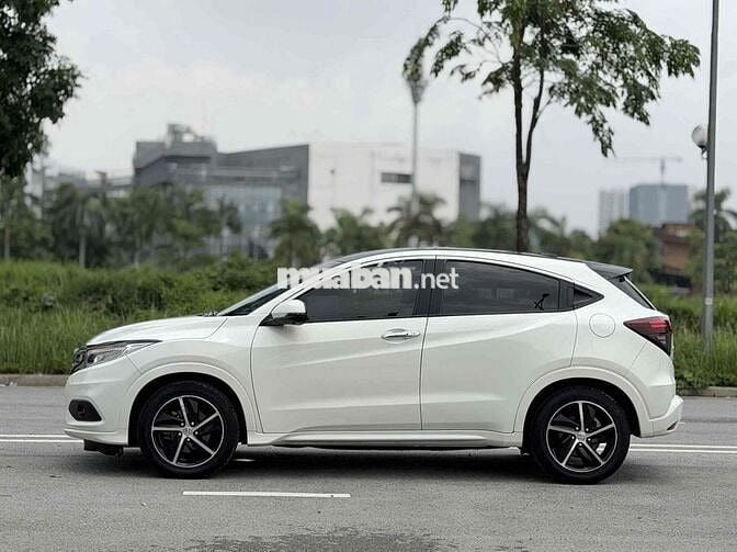 Honda HR-V L 2019 cam360,màn android,loa sub,cốpđi