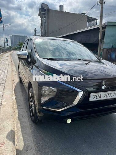 Mitsubishi Xpander 7 chỗ số sàn màu Đen