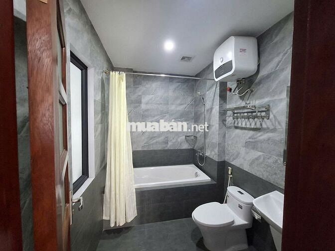 CH full đồ Hoàng Hoa Thám ban công rộng, máy giặt riêng 6.9 trieu/th