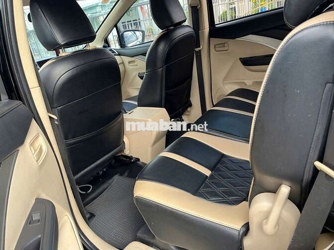 Mitsubishi Xpander 7 chỗ số sàn màu Đen