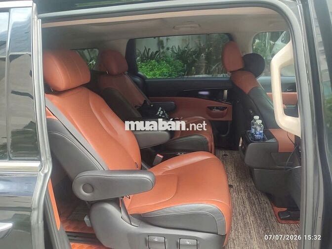 Kia Carnival Signature 2021 Đen
