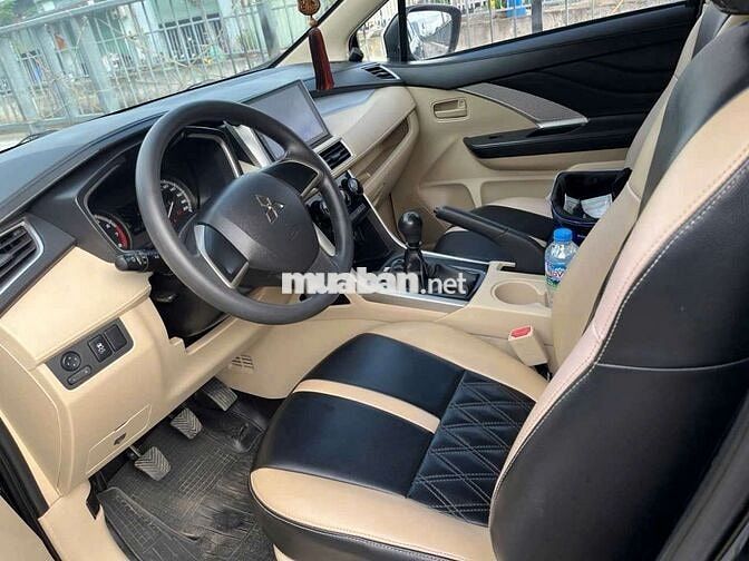 Mitsubishi Xpander 7 chỗ số sàn màu Đen