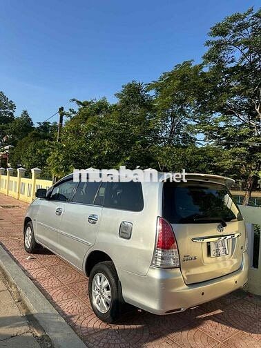 Toyota Innova 2009 Số sàn Bạc 7 chỗ