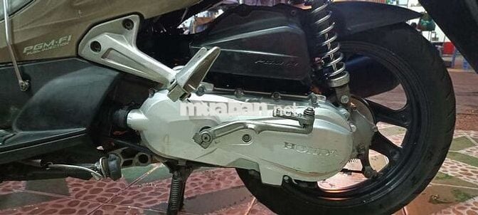 Honda Air Blade Vàng đồng Thể thao