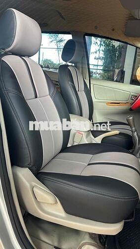 Toyota Innova 2009 Số sàn Bạc 7 chỗ
