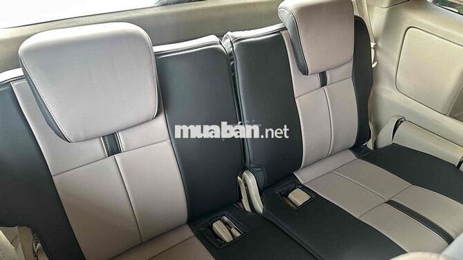 Toyota Innova 2009 Số sàn Bạc 7 chỗ