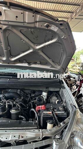 Toyota Innova 2009 Số sàn Bạc 7 chỗ