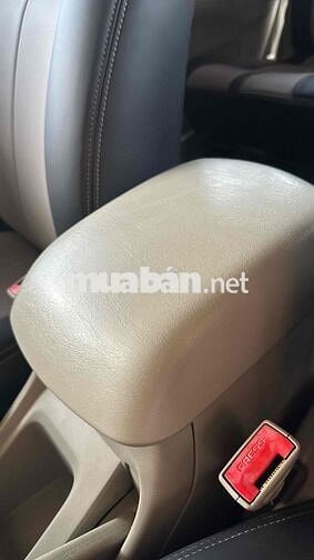 Toyota Innova 2009 Số sàn Bạc 7 chỗ
