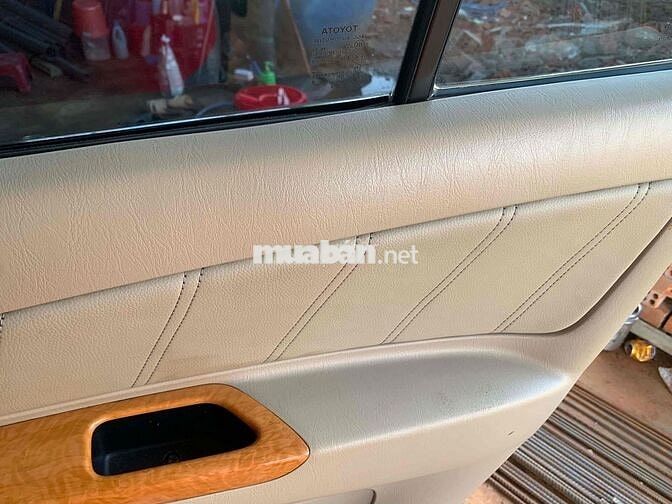 Toyota Innova 2009 Số sàn Bạc 7 chỗ