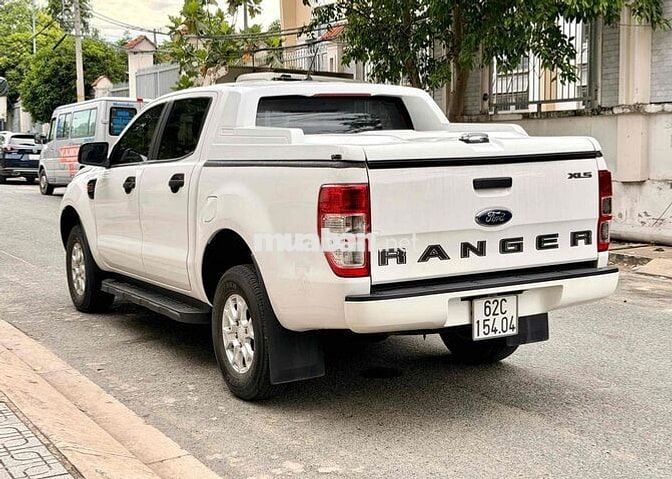 Ford Ranger XLS số sàn 4x2 sx 2020