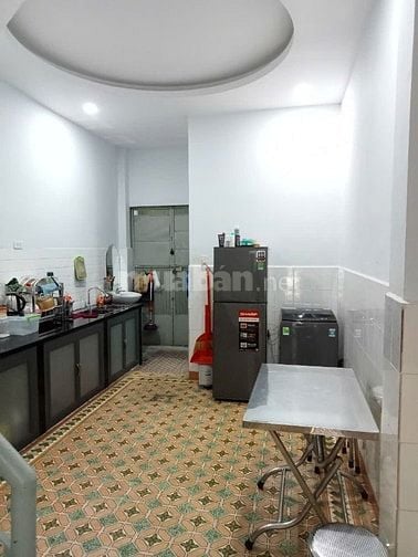chính chủ cho thuê nhà nguyên căn 256/31 Nguyễn Tiểu La, giá 18tr
