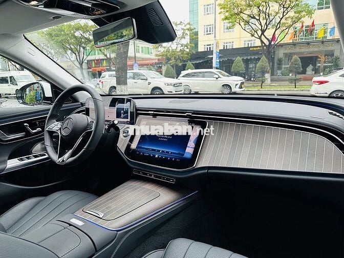 Mercedes-Benz E200 Exclusive V2 2026 Trắng