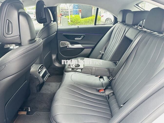 Mercedes-Benz E200 Exclusive V2 2026 Trắng