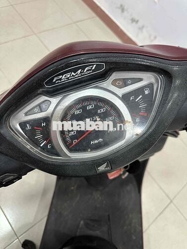 Honda Lead 2012 màu Đỏ