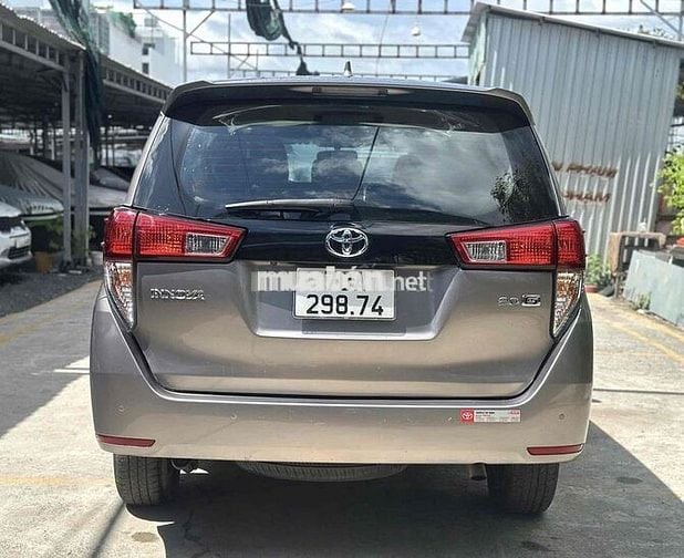 Toyota Innova 2.0G AT 2021 Nâu 87,000km
