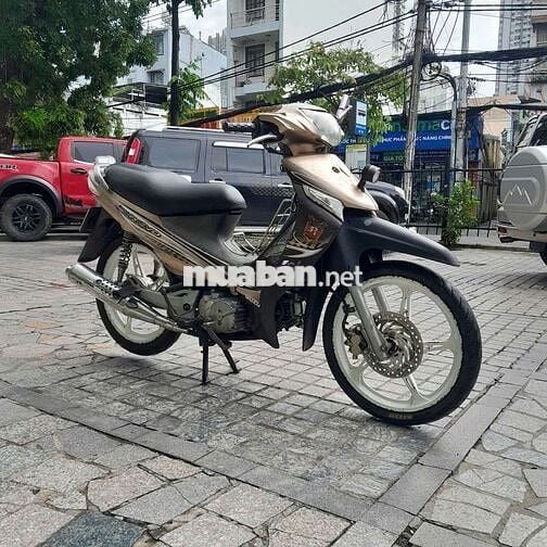 Suzuki Smast revo
