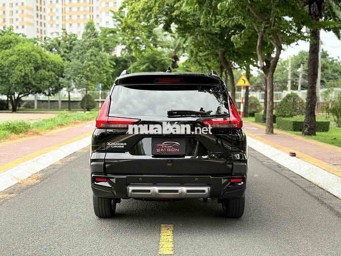 Mitsubishi Xpander Cross 2024 Đen 52.000 km