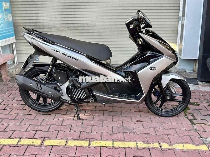Honda Air Blade 125 2015 Bạc đen - BS TPHCM