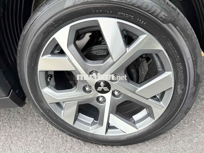 Mitsubishi Xpander Cross 2024 Đen 52.000 km