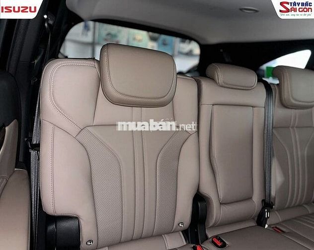 ISUZU MU-X PREMIUM 4x4 AT -  TẶNG NGAY 20L DẦU