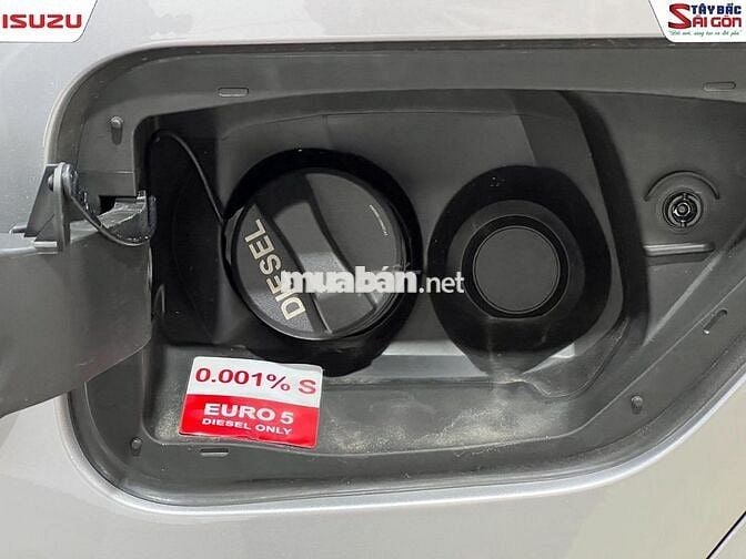 ISUZU MU-X PRESTIGE - SUV 7 CHỖ ĐÁNG MUA