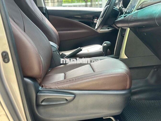 Toyota Innova 2.0G AT 2021 Nâu 87,000km