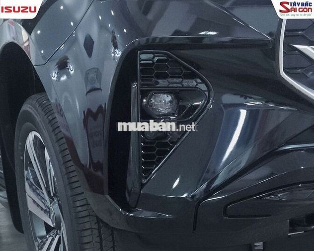 ISUZU MU-X PREMIUM 4x4 AT -  TẶNG NGAY 20L DẦU