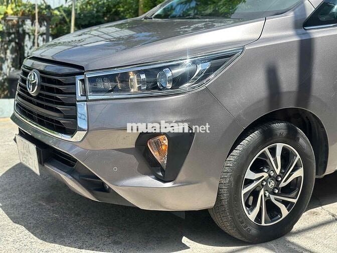 Toyota Innova 2.0G AT 2021 Nâu 87,000km