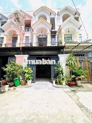 Cho Thuê Nhà Ngay Chợ Cầu Đồng DT 180m2  1Trệt 2Lầu 4Pn 4Wc Hẻm Tải