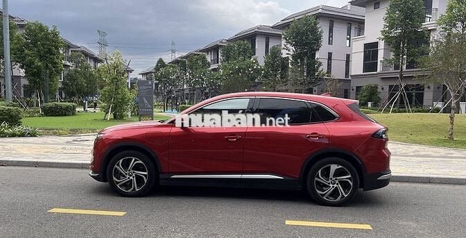 VinFast VF8 Eco AWD 2022 - nhà đi 6van
