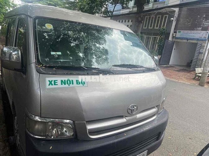 Toyota Hiace Xe khách Bạc