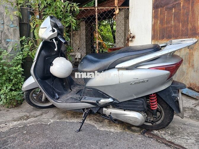 Honda Lead Bạc