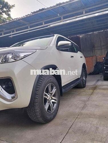 Cần bán xe toyota fortuner 2019 ( xe gia đình )