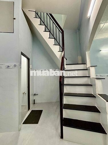 cần bán gấp nhà phố 1 xẹc Huỳnh Khương An, nhà mới sạch sẽ