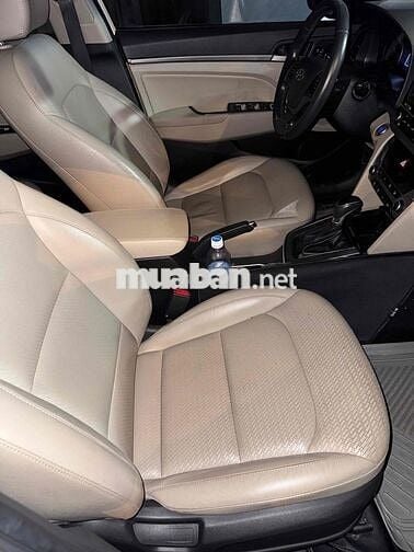 Hyundai Elantra 2018 1.6 Tự động Trắng