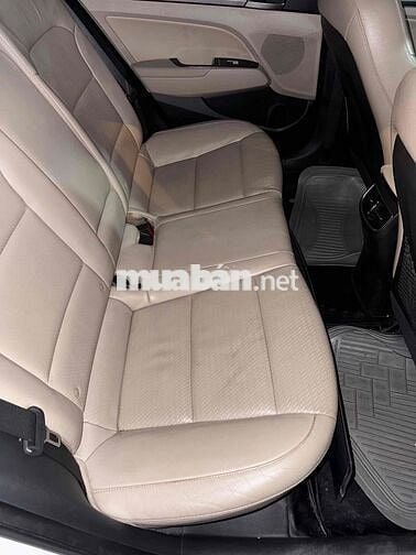 Hyundai Elantra 2018 1.6 Tự động Trắng