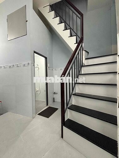 cần bán gấp nhà phố 1 xẹc Huỳnh Khương An, nhà mới sạch sẽ