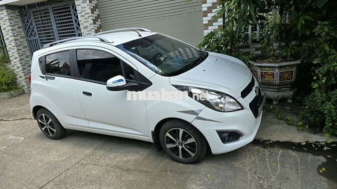 Chevrolet Spark LT 2017 Trắng. một đời chủ