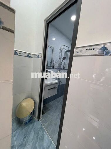 Nhà 3 tầng + Sân Thượng ở Hưng Phú, Q.8 | 6,5×6,9m | 2 PN lớn - 3WC