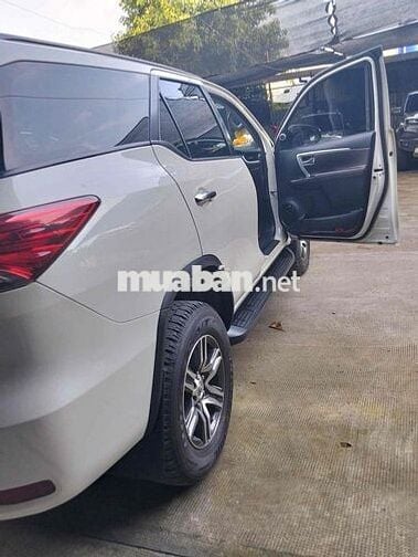 Cần bán xe toyota fortuner 2019 ( xe gia đình )