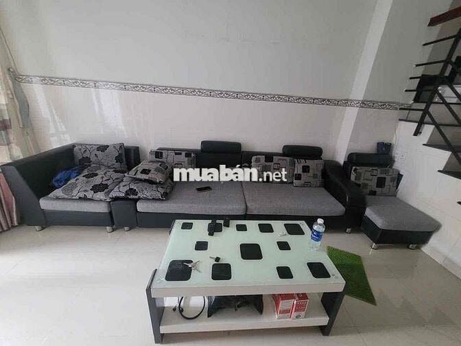 Nhà 4 phòng ngủ, có nội thất, hẻm xe hơi , ngay cầu long kiển