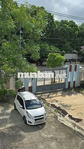 Chevrolet Spark LT 2017 Trắng. một đời chủ