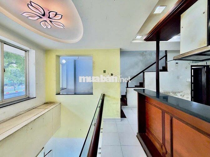 MẶT TIỀN PHẠM VĂN ĐỒNG, P.3 GÒ VẤP–NGANG 5,8M HIẾM–6 TẦNG–230M² SÀN