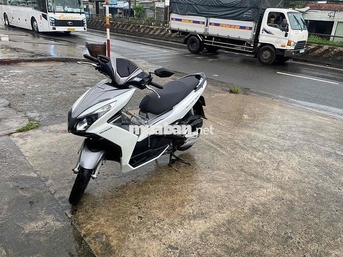 Honda Air Blade 2015 Trắng bạc