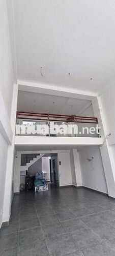 Cho Thuê Nhà Đường 3/2, Quận 10 ( Ngang 5m - Có Thang Máy - Nhà Rộng )