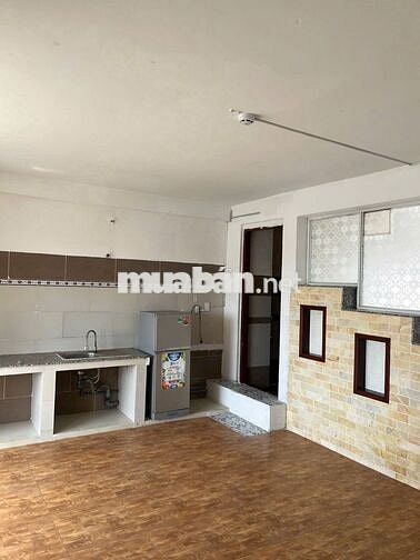Pass căn hộ rộng rãi thoáng mát 40m vuông nội thất đầy đủ 